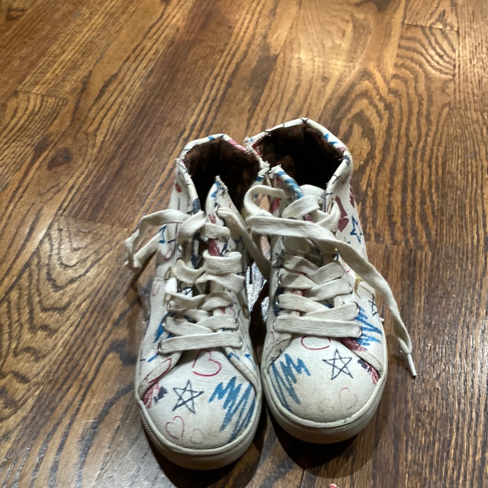 White SteveMadden shoes